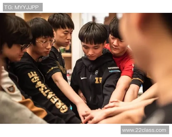 CSGO战术解析:深入探讨RNG战队的灵活转换体系与战术运用 CSGO战术解析:深入探讨RNG战队的灵活转换体系与战术运用